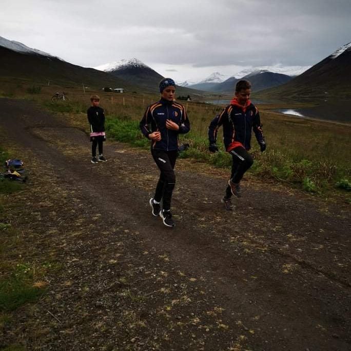 received_349198429637059