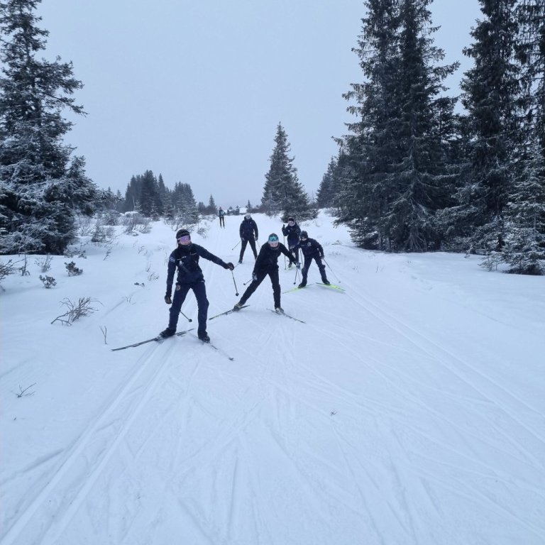 608907040_26162930833292638_714781569507219094_n