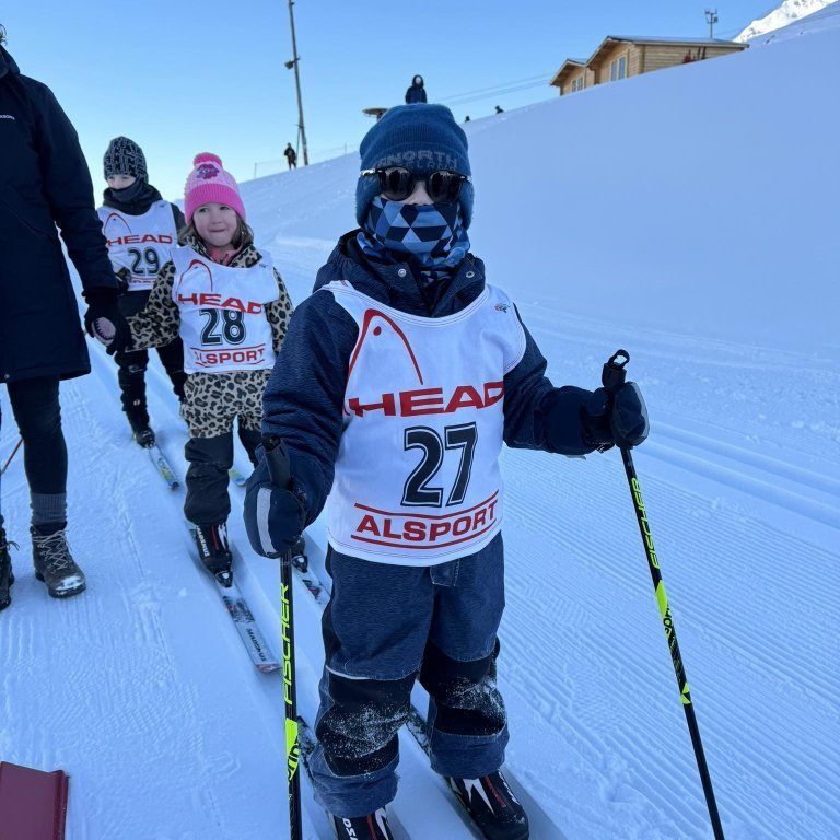 426833044_773065897663841_5067703447327998286_n