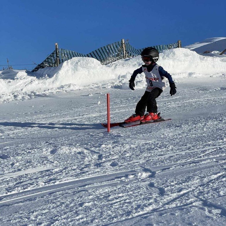 messenger_creation_f9cc0e85-07e1-4f74-a8b6-4d519f0196b3