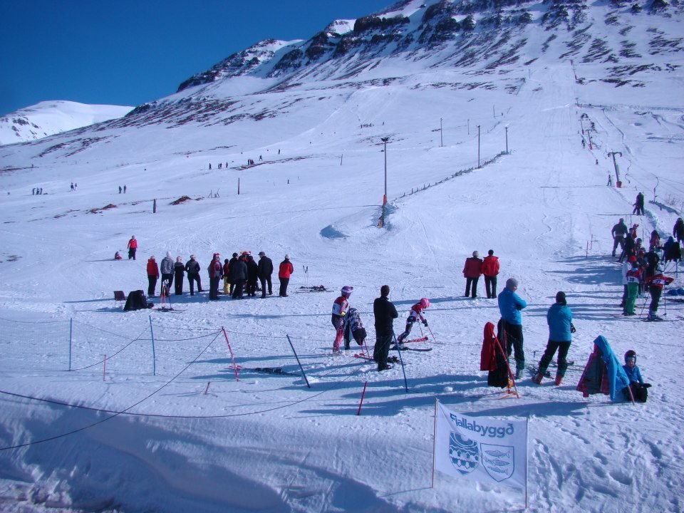 Flott helgi framundan, Bikarmót, Námskeið o.fl.