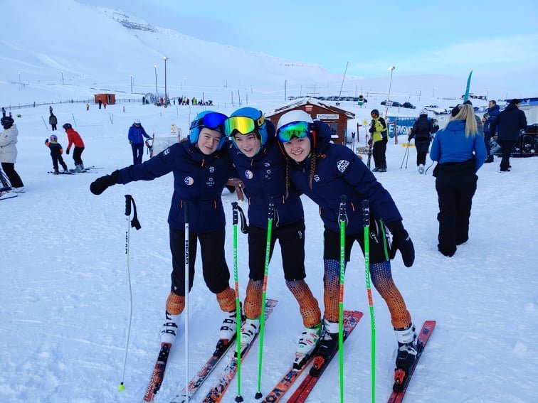 Keppni lokið á Akureyri í dag