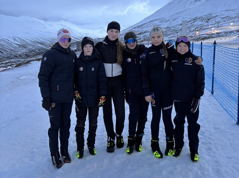 F.v. Gréta, Óli, Björg, Kamilla, Þórey, Adríana.