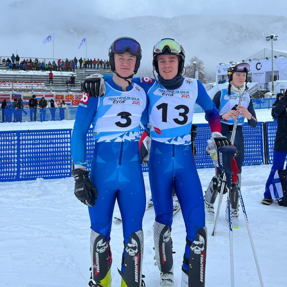 Matthías og Bjarni Þór eftir frábært svig ;-)