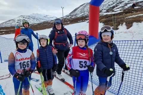 Frábært Jónsmót á Dalvík