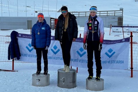 Svava Rós sigraði í sprettgöngu á Ísafirði